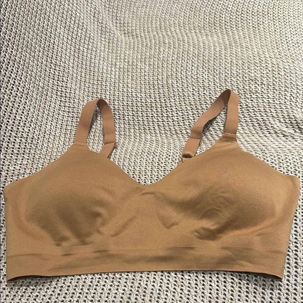 True & Co. soft form V-neck bralette